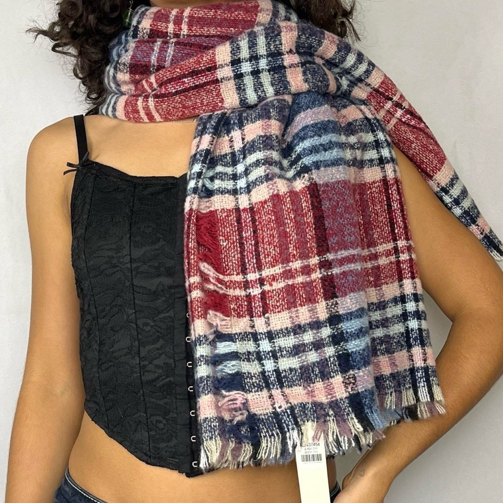 Super soft and warm red and blue plaid square blanket scarf